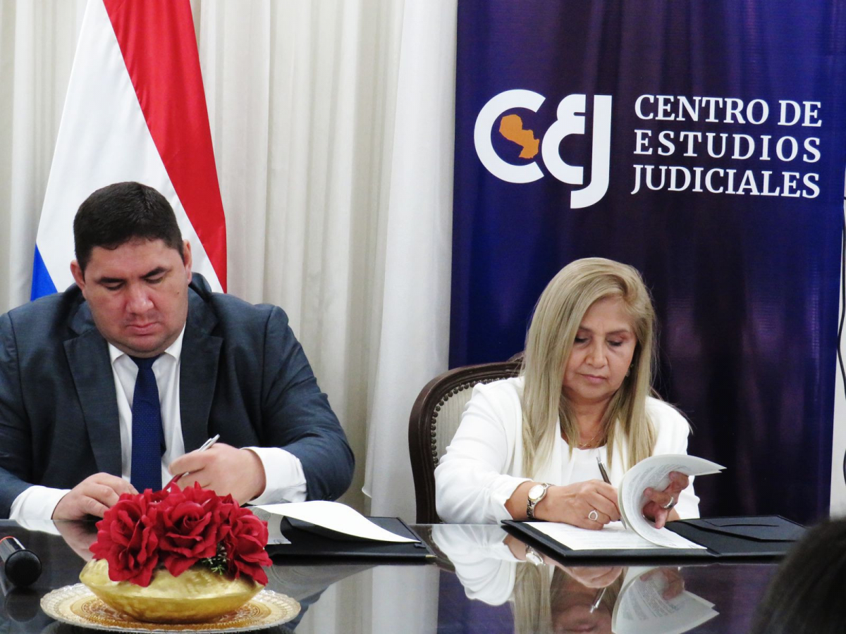 Firma de Convenio de apoyo Interinstitucional entre el Ministerio de Justicia y el CEJ.