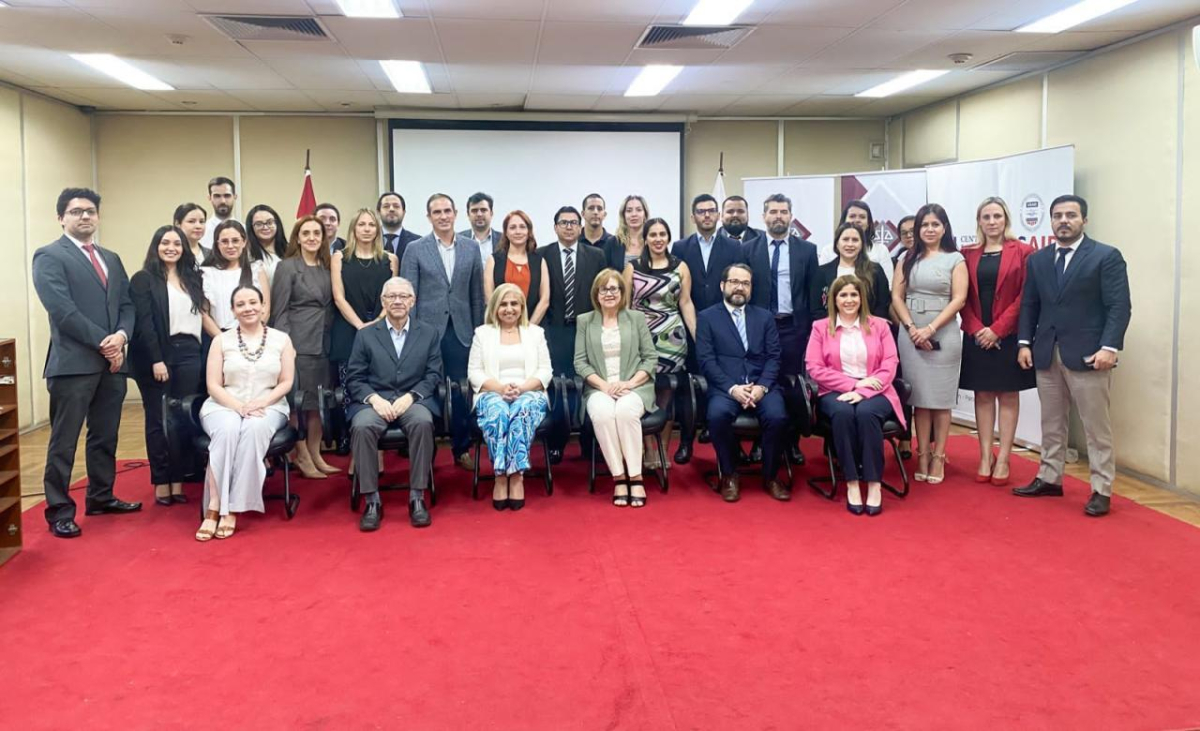 Fiscalía y sector financiero participaron de jornada de entrenamiento sobre corrupción y criminalidad económica.